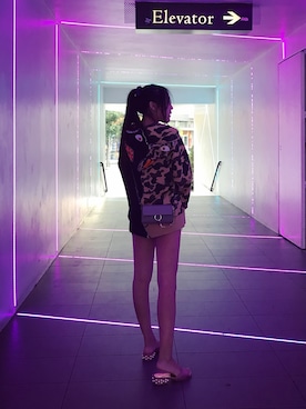 「STUART WEITZMAN（スチュアートワイツマン）のアイテム（スリッポン）」を使った、Monica不会喉咙痛さん（レディース・163cm）の夏コーディネート