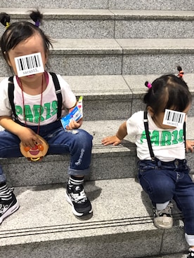 「韓国子供服のアイテム（パンツ、ブルー系）」を使った、sacan.さん（レディース）の冬コーディネート