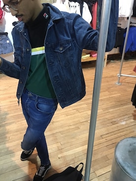 「FILA（フィラ）のアイテム（その他トップス）」を使った、Lorenzo Hattoriさん（メンズ・170cm）の春コーディネート