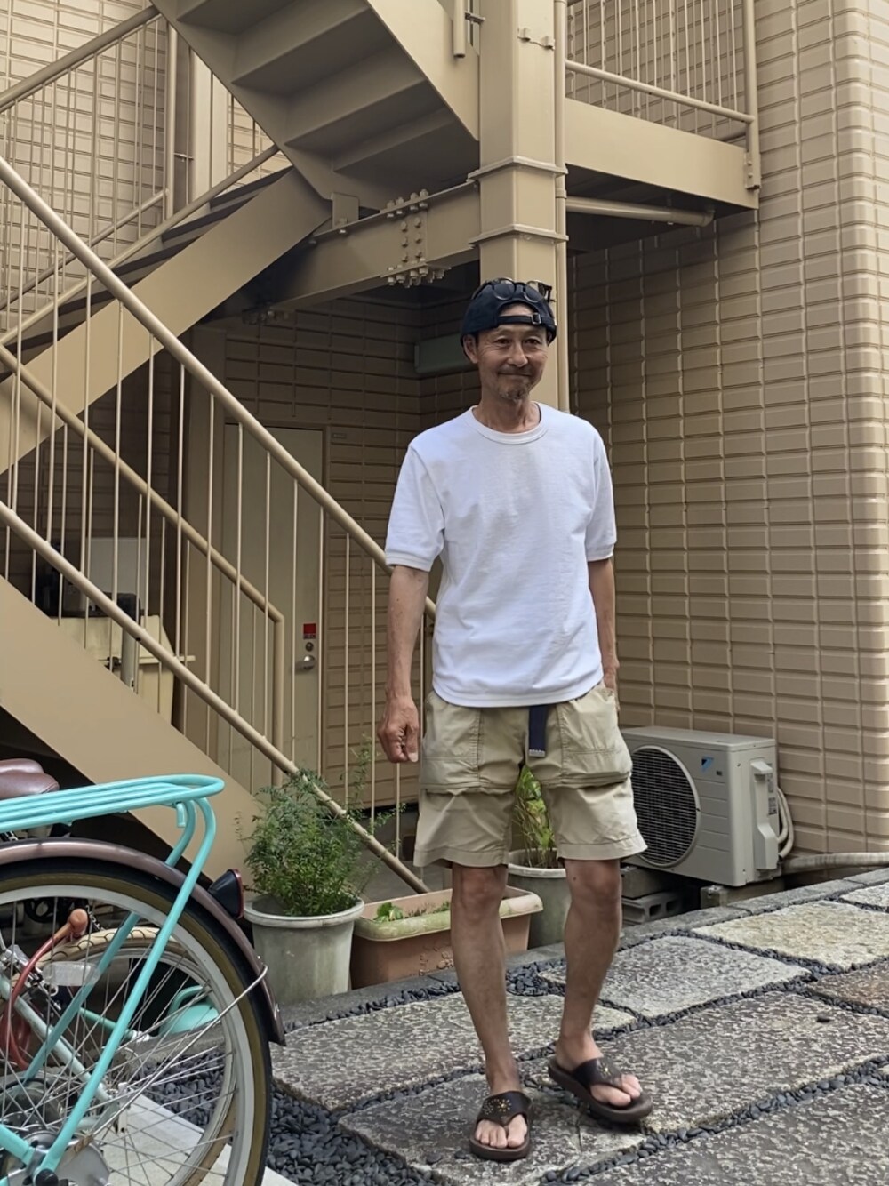 「今日のコーデ、spinnerbait」｜「SpinnerBaitのアイテム（Tシャツ/カットソー、ホワイト系）」を使った、spinnerbait001さん（メンズ・165cm）の夏コーディネートの1枚目の写真