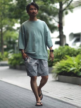 「カットオフ」｜「アイテム（サンダル）」を使った、enoさん（メンズ・174cm）の夏コーディネート