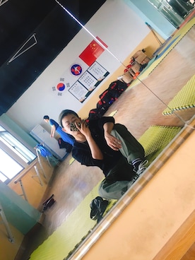 「MADNESSのアイテム（帽子）」を使った、我是郑大臧天朔さん（レディース・165cm）の秋コーディネート