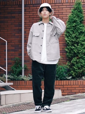 「UNION STATION（ユニオンステーション）のコーデュロイシェフパンツ（その他パンツ）」を使った、斉藤慎也さん（メンズ・170cm）の秋コーディネート