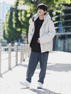 「JUNRED（ジュンレッド）のアイテム（ダウンジャケット/コート）」を使った、斉藤慎也さん（メンズ・170cm）の秋コーディネート