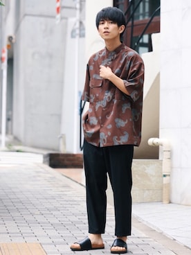 「アイテム（サンダル）」を使った、斉藤慎也さん（メンズ・170cm）の春コーディネート