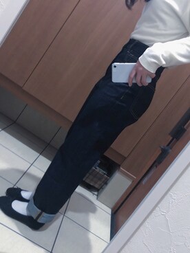 「ハイウエストストレートジーンズ」｜KARINさん（レディース・146cm）の冬コーディネート