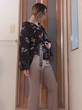 「no brand（ノーブランド）のアイテム（シャツ/ブラウス、ブラック系）」を使った、kekoさん（レディース・152cm）の春コーディネート