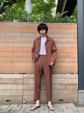 「アイテム（スリッポン、シルバー系）」を使った、shuuhei9さん（メンズ・180cm）の春コーディネート