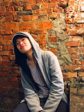 「RANDOM（ランダム）のアイテム」を使った、RobbieHさん（メンズ・170cm）の春コーディネート