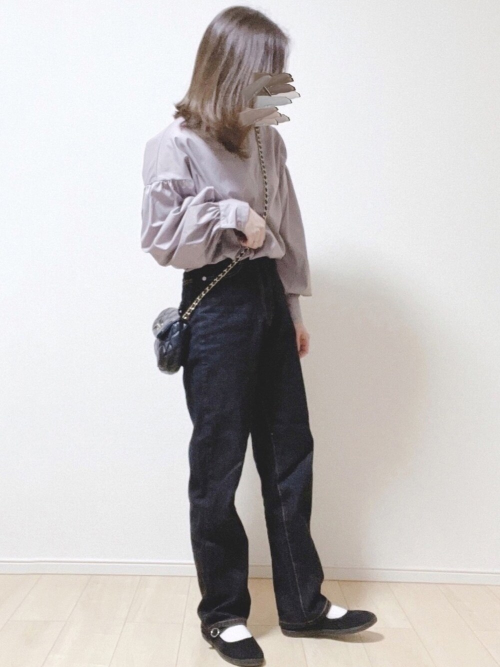 「パンツスタイル、シンプル、きれいめカジュアル、低身長、プチプラ、春、ブラウス、カンフーシューズ、GU」｜「GUのアイテム（トップス、パープル系）」を使った、𝕡𝕪𝕠𝕟 ⋆⑅さん（レディース・152cm）の春コーディネートの1枚目の写真