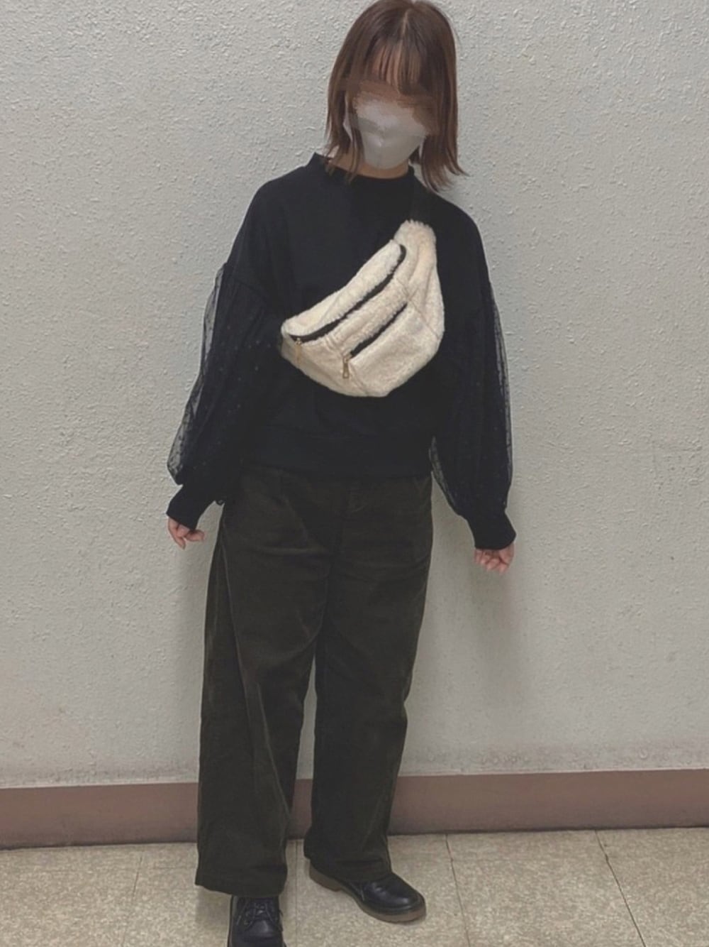 INGNIのボディバッグ/ウエストポーチ（ホワイト系）を使った人気