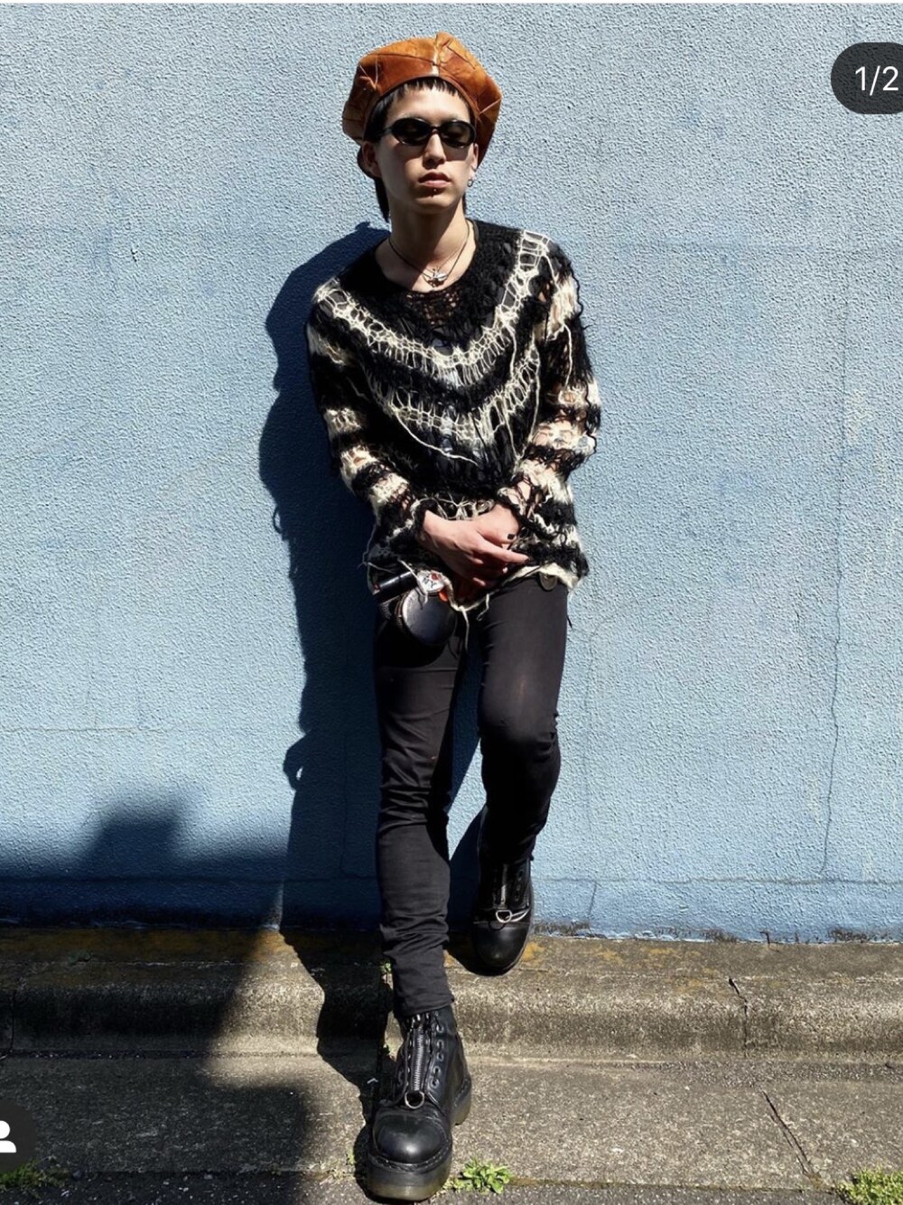 「原宿、美容師、ロック、バンドT、Dr.Martens、blackmeans」｜「blackmeansのblackmeans "embroidery coin case"（コインケース、ブラック系）」を使った、RYOさん（メンズ・168cm）の夏コーディネートの1枚目の写真