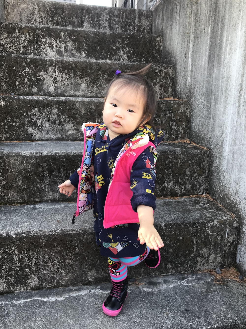 HYSTERIC MINIのダウンベストを使った人気ファッションコーディネート