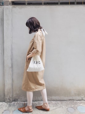 「A.P.C.」｜「アイテム（財布/小物）」を使った、W.さん（レディース・164cm）の春コーディネート