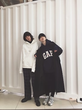 「mame」｜「アイテム（スウェット）」を使った、小谷実由さん（レディース・167cm）の冬コーディネート