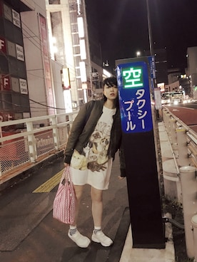 「mame（マメ）のアイテム（ブルゾン）」を使った、小谷実由さん（レディース・167cm）の春コーディネート