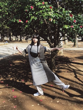 「YEAH RIGHT!!（イェーライト）のアイテム」を使った、小谷実由さん（レディース・167cm）の春コーディネート