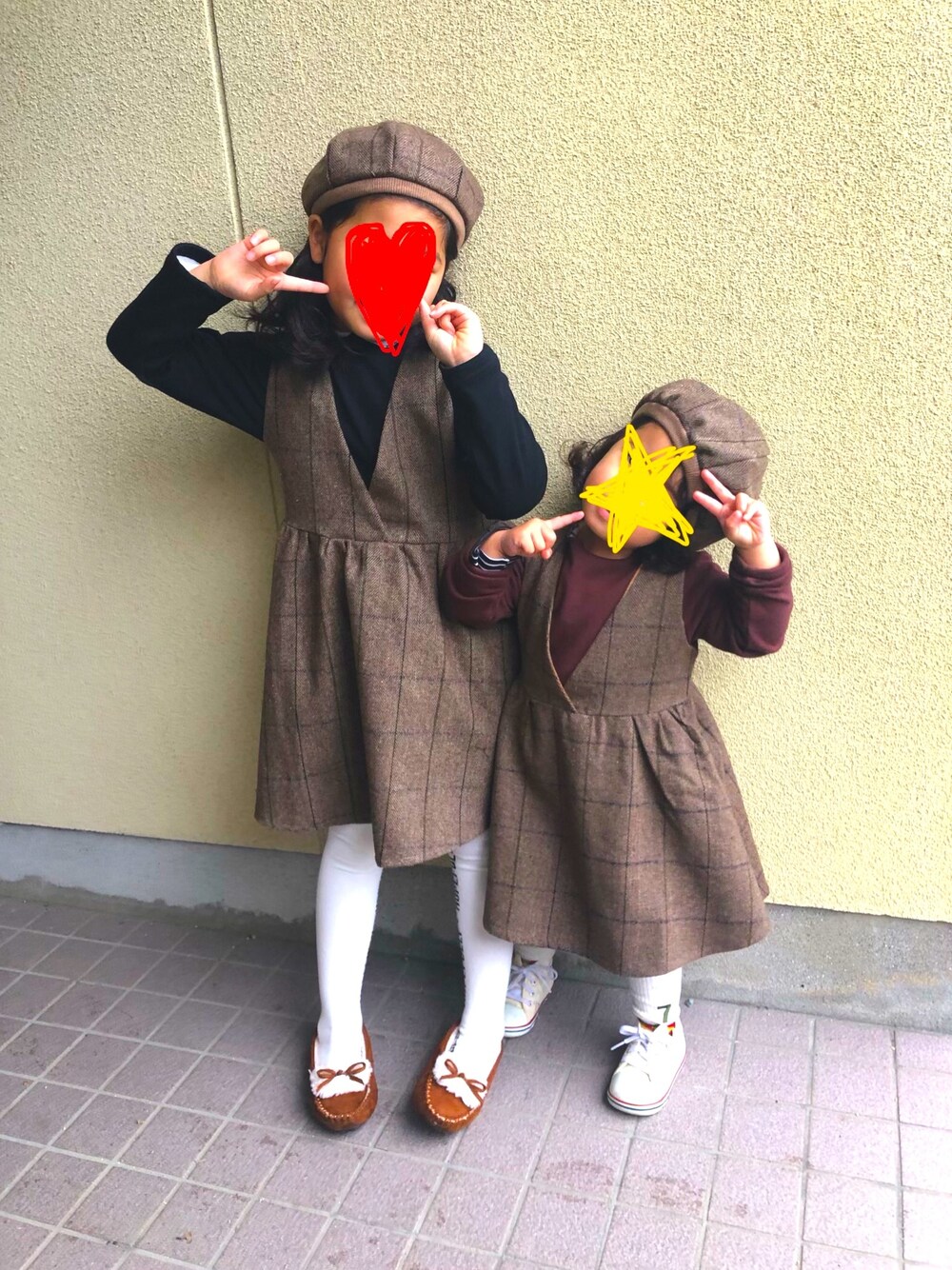 「年末WEAR感謝祭」｜「しまむらのアイテム（モカシン/デッキシューズ、ブラウン系）」を使った、もんかじさん（キッズ・125cm）の冬コーディネートの1枚目の写真