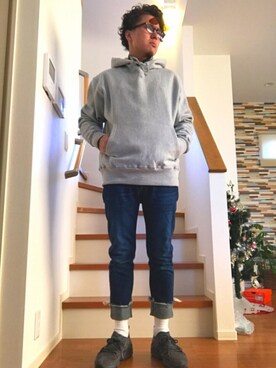 「OLIVER PEOPLES（オリバーピープルズ）のRITA-J（メガネ、ブラウン系）」を使った、ryowheyさん（メンズ・170cm）の冬コーディネート