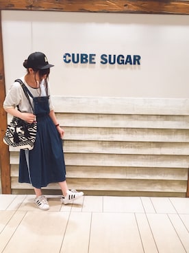 「CUBE SUGAR（キューブシュガー）のアイテム」を使った、やぎさん（レディース・163cm）の春コーディネート
