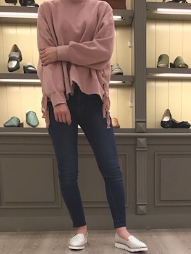「Mila Owen」｜「アイテム（スリッポン）」を使った、kurashkiさん（レディース・163cm）の春コーディネート