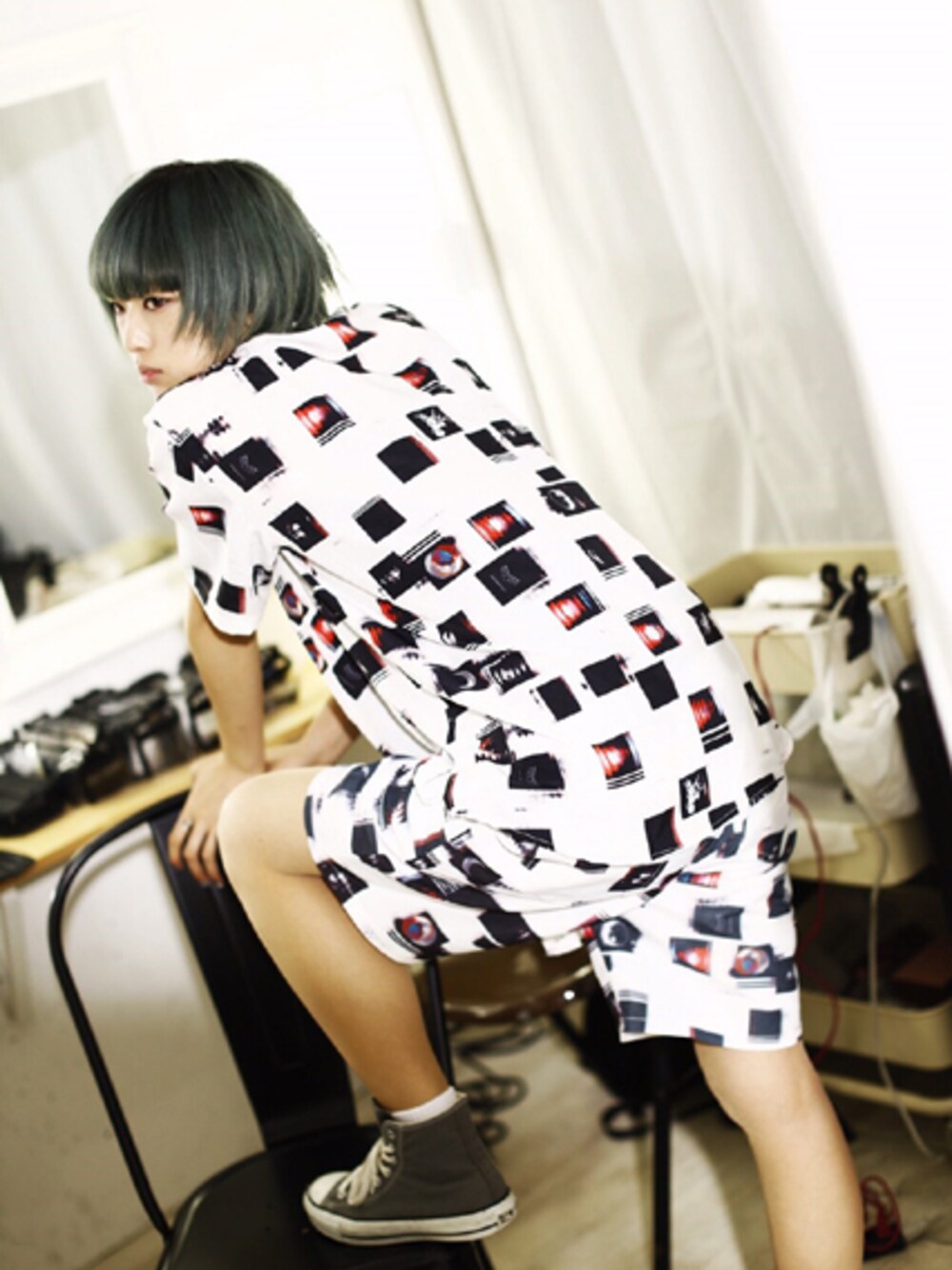「H＞FRACTAL、GYFT、listless」｜「“サイレント・パンツ” イージーショーツ（その他パンツ、ホワイト系）」を使った、GYFT by H>FRACTALさん（レディース・157cm）の夏コーディネートの1枚目の写真