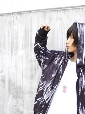 「PARADOX（パラドックス）のアイテム（その他アウター）」を使った、GYFT by H>FRACTALさん（レディース・168cm）の秋コーディネート