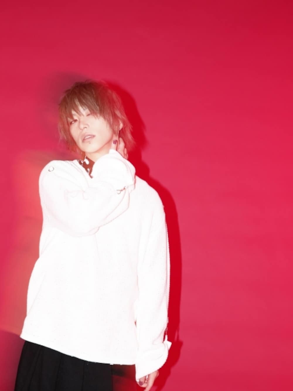 「H＞FRACTAL、GYFT、million$orchestra」｜「MiLLioN＄ORchesTRAのLucifer arrow WAFFLE PUNK CUTSEW（ニット/セーター、ホワイト系）」を使った、GYFT by H>FRACTALさん（メンズ・168cm）の冬コーディネートの1枚目の写真