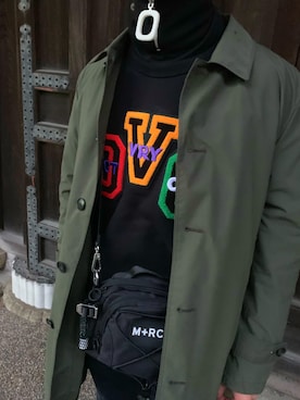 「JW Anderson（ジェイダブリューアンダーソン）のアイテム（アクセサリー）」を使った、ザーカリさん（メンズ・176cm）の冬コーディネート