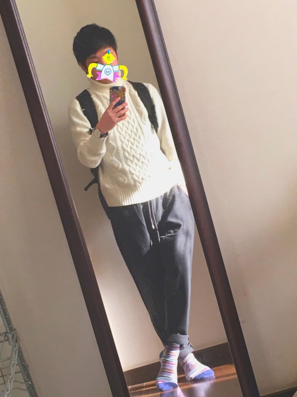 「ootd、outfit、casual、fashion、SENSEOFPLACE、ダル着、おしゃれ、おしゃれさんと繋がりたい、初投稿、WEARBOOKエントリー」｜「GUのアイテム（ニット/セーター、ホワイト系）」を使った、Mさん（メンズ・168cm）の冬コーディネートの1枚目の写真