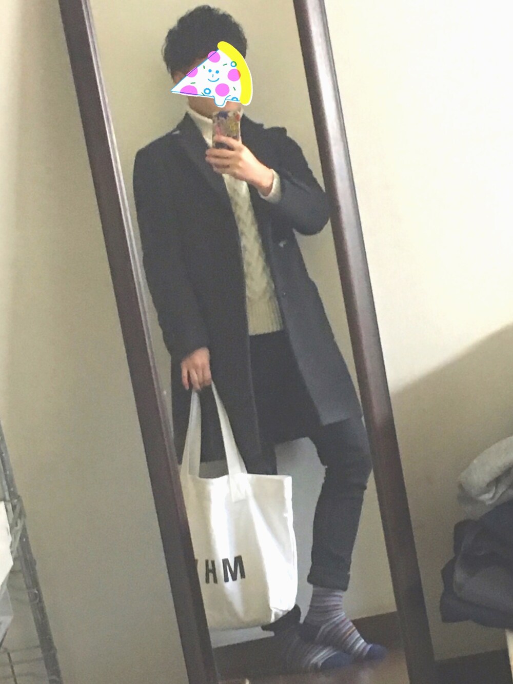 「GUコーデ、GU、MHL.、チェスターコート、チェスターコート キャメル、邦ロック、WEARBOOKエントリー、フォローミー、フォローお願いします、フォロー返します」｜「GUの（GU）チェスターコート（ジャケット/アウター、グレー系）」を使った、Mさん（メンズ・168cm）の冬コーディネートの1枚目の写真
