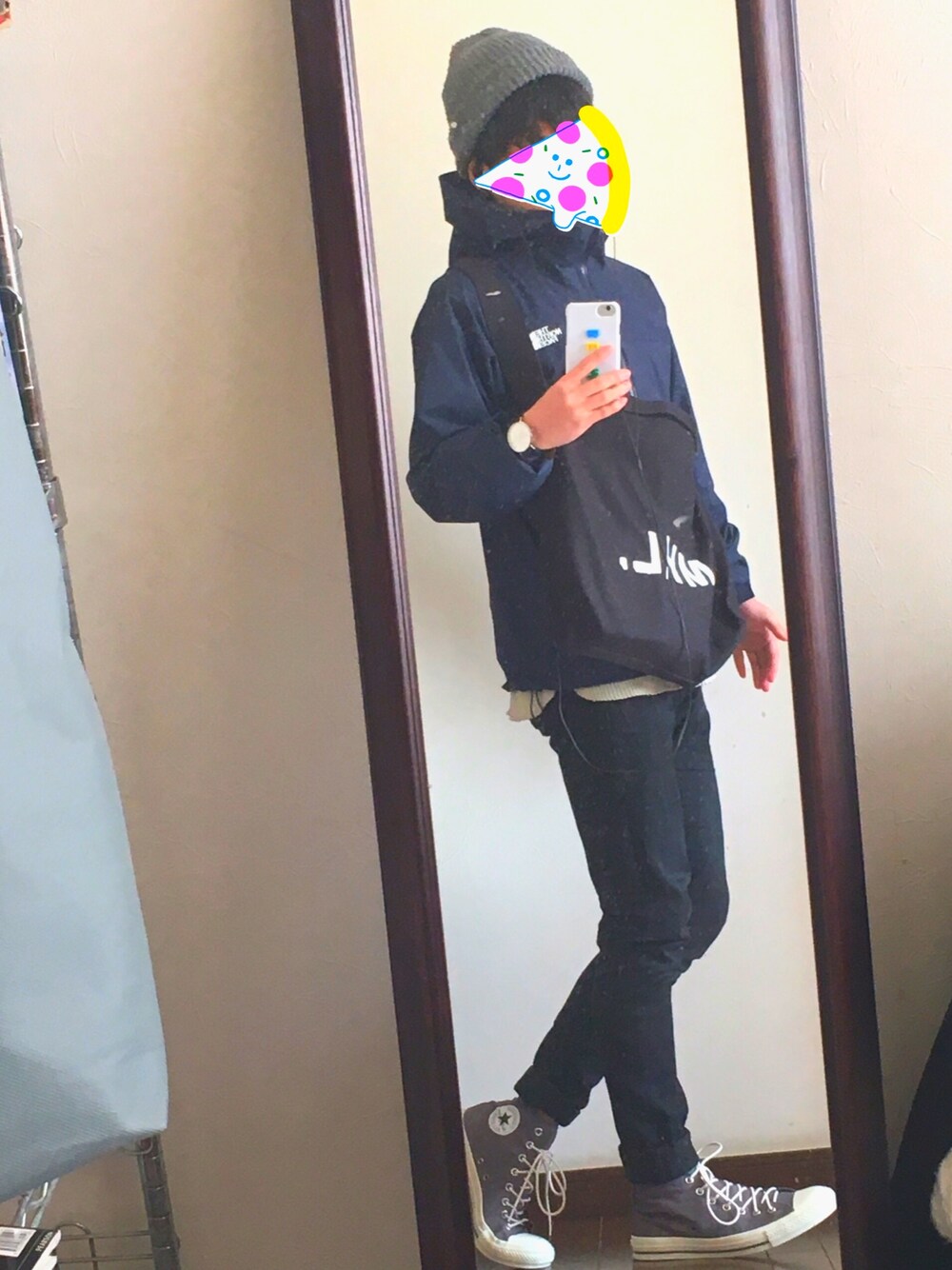 「MHL.、MHL、MHL×コンバース、コンバース、スポーツミックス、THE NORTH FACE、大学生、スポーツmix、ootd、誕生日」｜「MHL.の・MHL. CANVAS ALL STAR（スニーカー、グレー系）」を使った、Mさん（メンズ・168cm）の春コーディネートの1枚目の写真