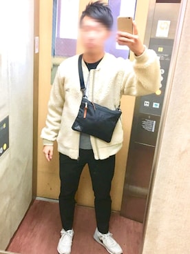 「ナイキスニーカー」｜「アイテム（ブルゾン）」を使った、わっくー！さん（メンズ・170cm）の秋コーディネート