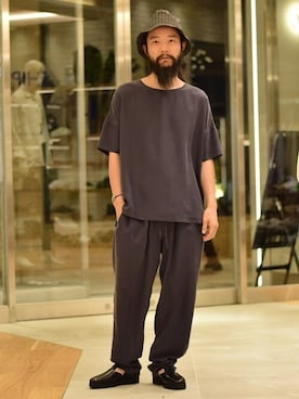 「アイテム（ニットキャップ/ビーニー、ブルー系）」を使った、日高さん（メンズ・168cm）の春コーディネート