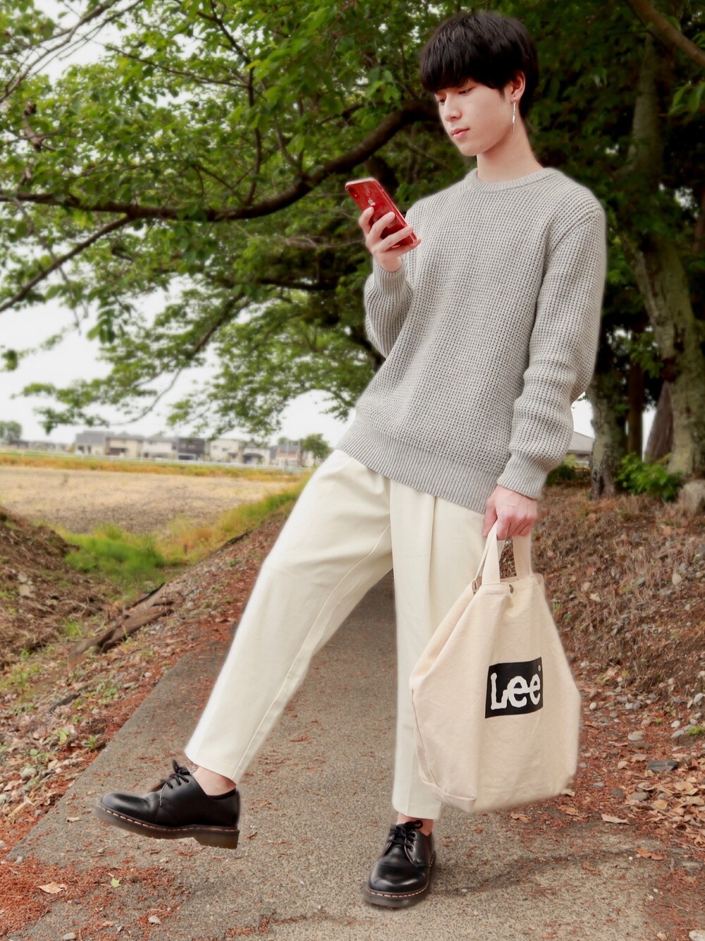 Lee 韓国トレンドブランド クルーネックセーター --- ホワイト