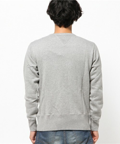 Champion（チャンピオン）の「Champion CREW NECK SWEAT（スウェット・メンズ・グレー/グリーン/ネイビー・L/M）」の5枚目の写真