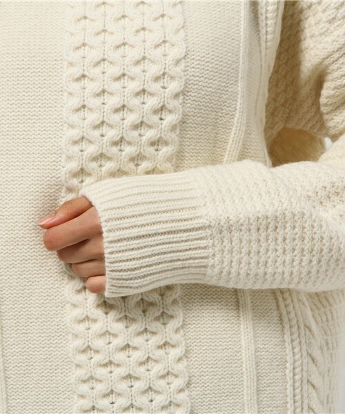 mame（マメ）の「mame ハイネックローゲージニット（ニット/セーター・レディース・ホワイト・1）」の5枚目の写真