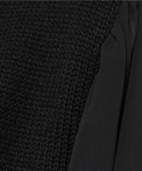 CLANE（クラネ）の「CLANE シフォンスリーブニット（ニット/セーター・レディース・ブラック/カーキ・36）」の9枚目の写真