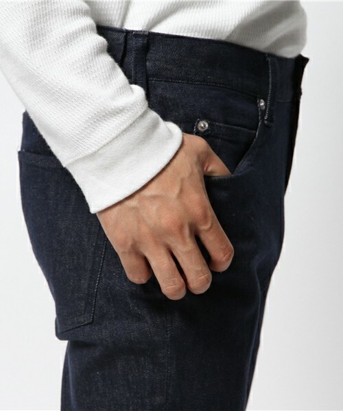 FREDY&GLOSTER（フレディアンドグロスター）の「スキニー 5P デニム（デニムパンツ・メンズ・ネイビー・S/M/L）」の7枚目の写真