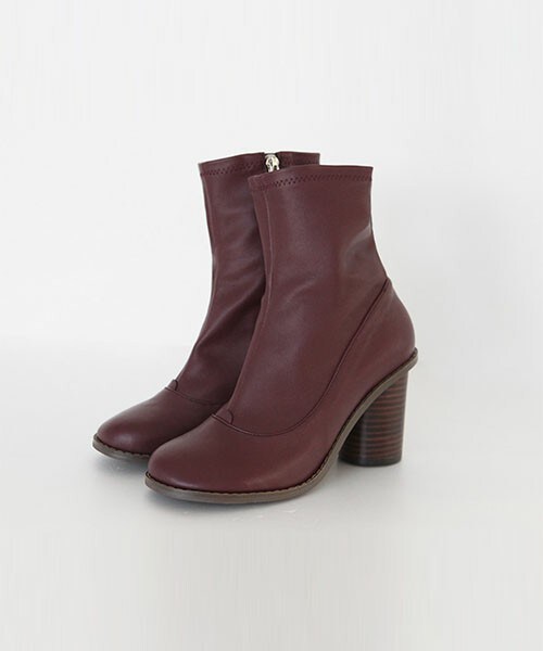 DHOLIC（ディーホリック）の「トゥタイトアンクルブーツ（ブーツ・レディース・ブラック/ワイン・225/230/235/240/245/250）」の2枚目の写真