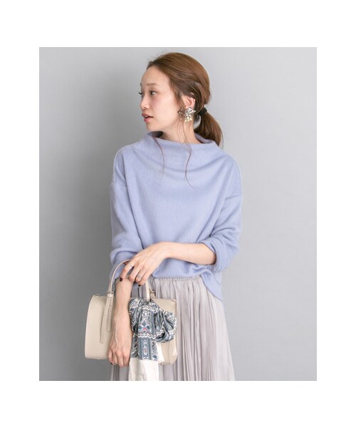 URBAN RESEARCH（アーバンリサーチ）の「シャギーボトルネックプルオーバー（トップス・レディース・OFF/GREY/SAX BLUE・FREE）」の4枚目の写真