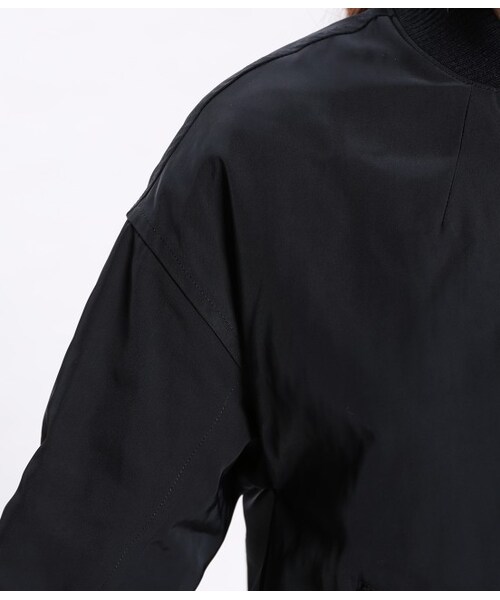 VIS(ビス)の「中綿入りショートブルゾン(ジャケット/アウター・レディース・ブラック/カーキ・M)」の8枚目の写真