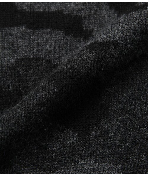 ADAM ET ROPE'（アダムエロペ）の「迷彩ジャガード クルーネックニット（トップス・メンズ・ブラック・M/L）」の8枚目の写真