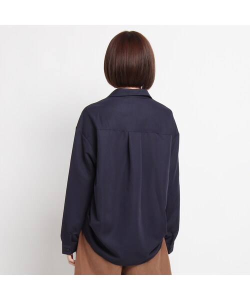 OZOC（オゾック）の「スキッパードルマンシャツ（トップス・レディース・ネイビー/ブラック/カーキ・M）」の6枚目の写真