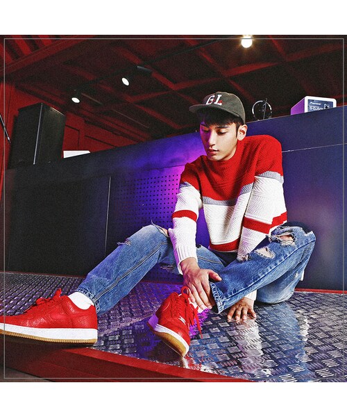 ROMANTIC CROWN（ロマンティッククラウン）の「Overlap knit_navy（その他・メンズ・기타）」の2枚目の写真