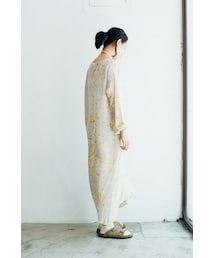 dosa（ドーサ）の「long tunisian tunic 印花絲質長洋裝