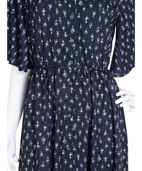 dazzlin（ダズリン）の「【W】小花柄フレアーマキシワンピース（ワンピース/ドレス・レディース・ブラック/ベージュ/カーキ）」の13枚目の写真