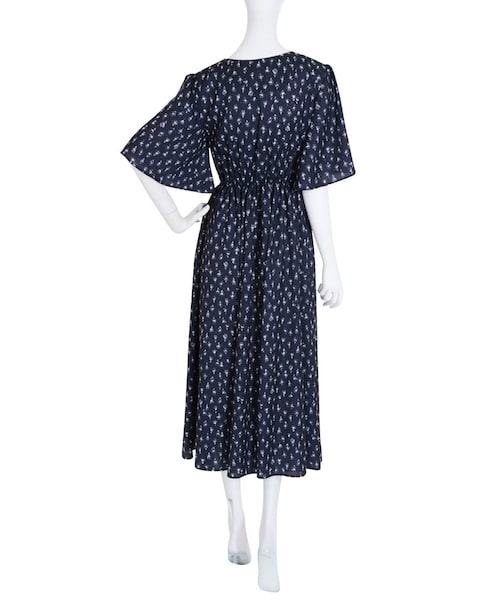 dazzlin（ダズリン）の「【W】小花柄フレアーマキシワンピース（ワンピース/ドレス・レディース・ブラック/ベージュ/カーキ）」の10枚目の写真