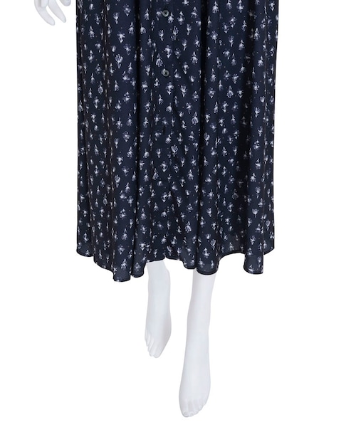 dazzlin（ダズリン）の「【W】小花柄フレアーマキシワンピース（ワンピース/ドレス・レディース・ブラック/ベージュ/カーキ）」の14枚目の写真