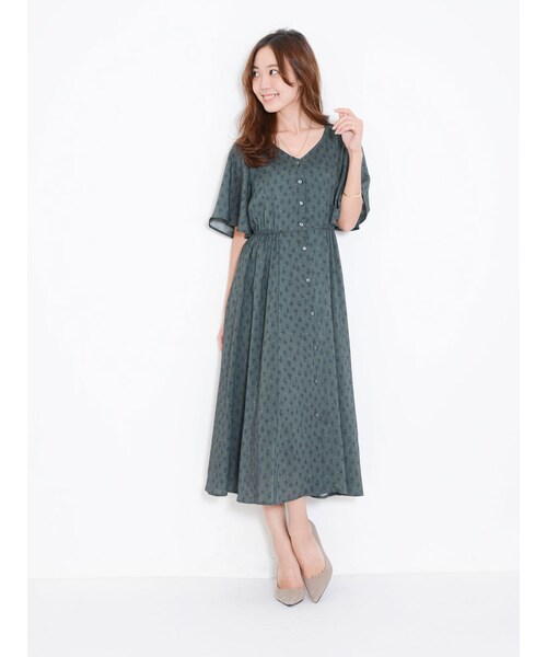 dazzlin（ダズリン）の「【W】小花柄フレアーマキシワンピース（ワンピース/ドレス・レディース・ブラック/ベージュ/カーキ）」の4枚目の写真